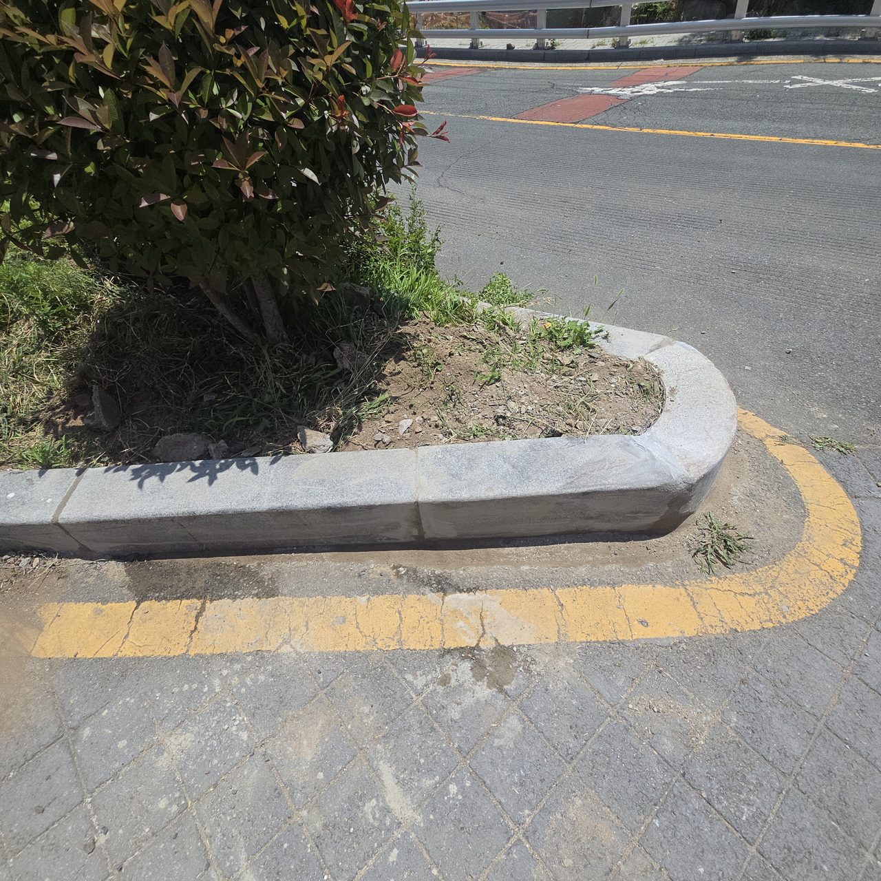 곡선 구간 경계석 복원